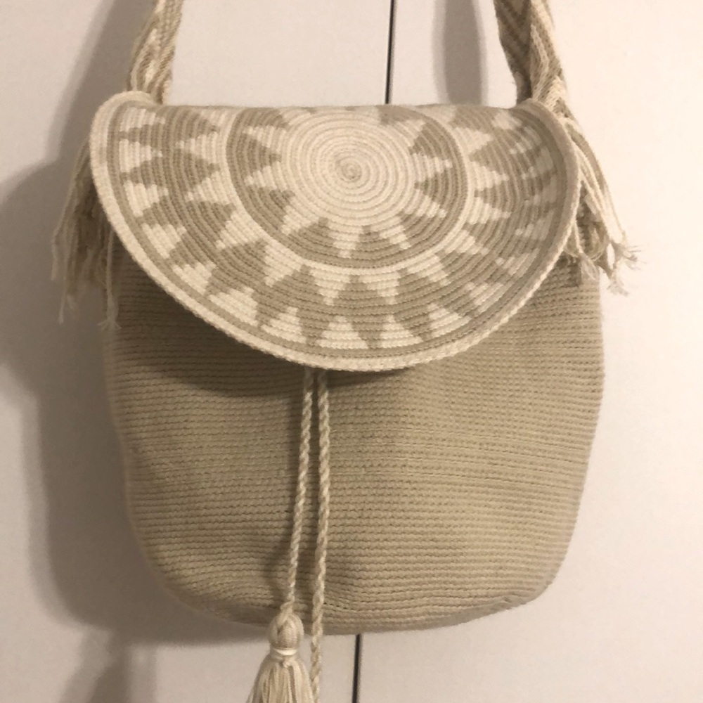 NWOT Authentic Wayuu Indians Ethnic crochet mochila bag